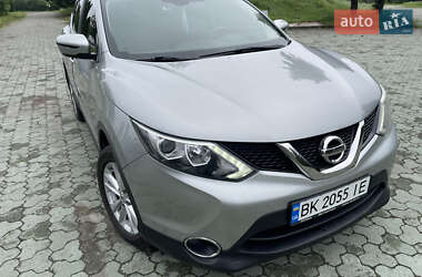 Позашляховик / Кросовер Nissan Qashqai 2017 в 
