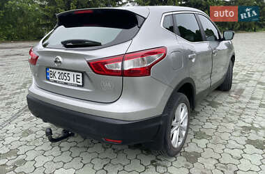 Позашляховик / Кросовер Nissan Qashqai 2017 в 