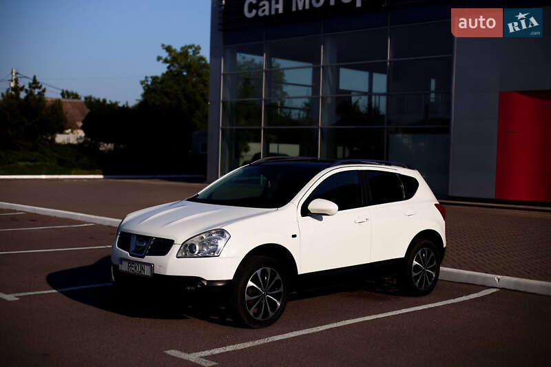 Позашляховик / Кросовер Nissan Qashqai 2009 в Полтаві