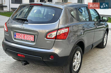 Внедорожник / Кроссовер Nissan Qashqai 2011 в 