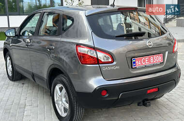 Внедорожник / Кроссовер Nissan Qashqai 2011 в 