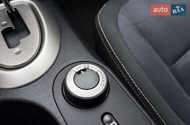 Внедорожник / Кроссовер Nissan Qashqai 2010 в 