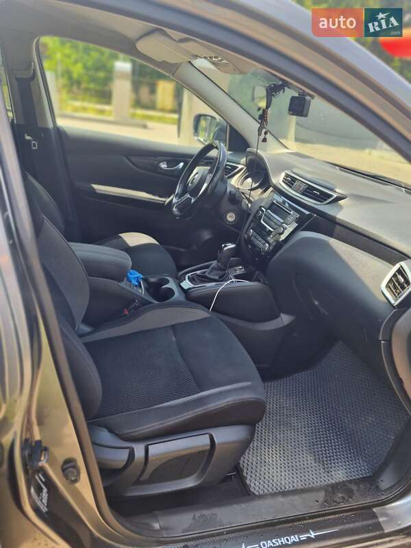 Внедорожник / Кроссовер Nissan Qashqai 2018 в Ужгороде