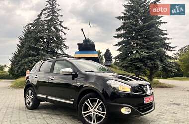 Позашляховик / Кросовер Nissan Qashqai 2012 в Дубні