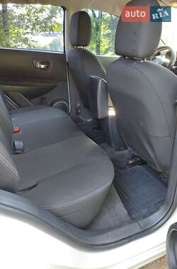Внедорожник / Кроссовер Nissan Qashqai 2012 в 