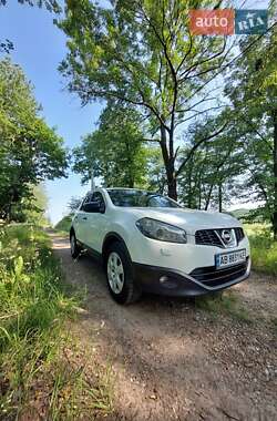 Внедорожник / Кроссовер Nissan Qashqai 2012 в 