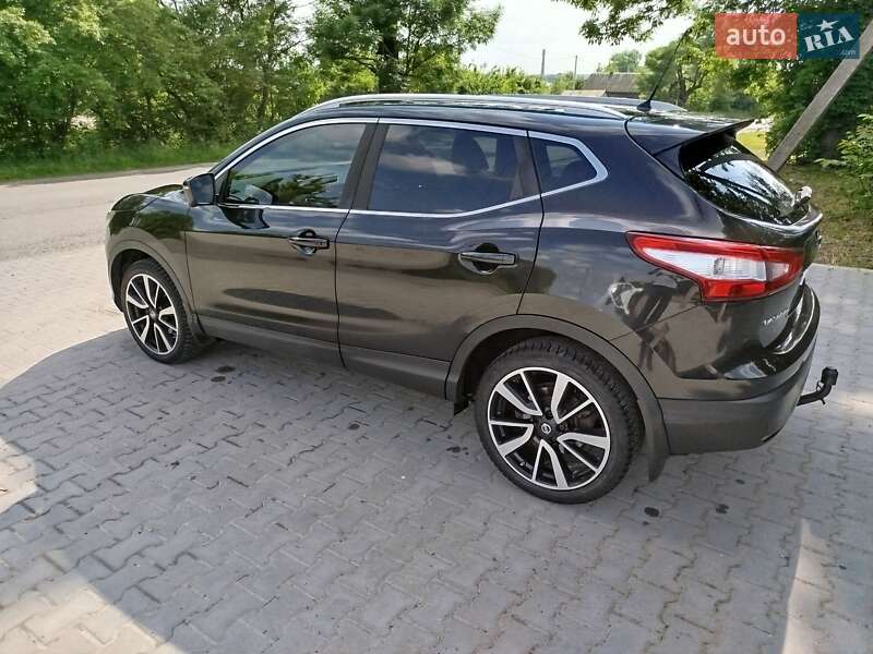 Внедорожник / Кроссовер Nissan Qashqai 2016 в Красилове