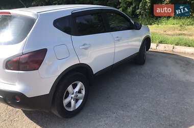 Внедорожник / Кроссовер Nissan Qashqai 2007 в 