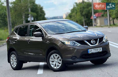 Внедорожник / Кроссовер Nissan Qashqai 2016 в Харькове