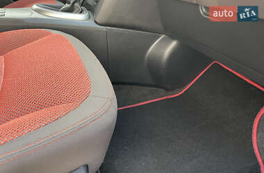 Внедорожник / Кроссовер Nissan Qashqai 2008 в 