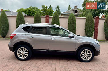 Внедорожник / Кроссовер Nissan Qashqai 2011 в 