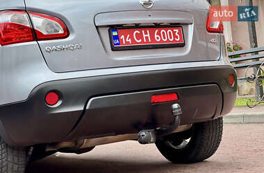 Внедорожник / Кроссовер Nissan Qashqai 2011 в 