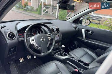 Внедорожник / Кроссовер Nissan Qashqai 2011 в 