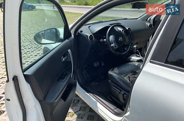 Внедорожник / Кроссовер Nissan Qashqai 2012 в 