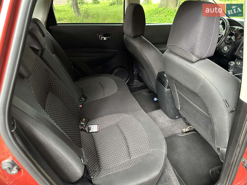 Позашляховик / Кросовер Nissan Qashqai 2007 в Звягелі
