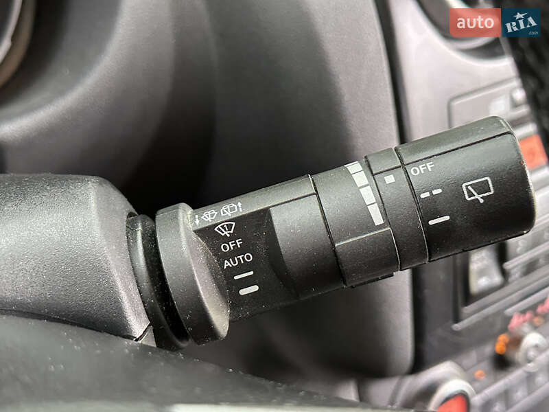 Позашляховик / Кросовер Nissan Qashqai 2007 в Звягелі