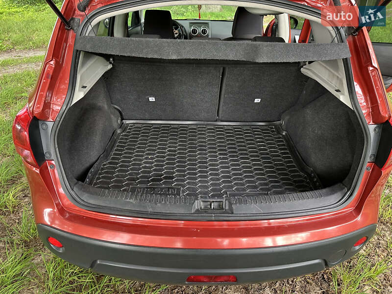 Позашляховик / Кросовер Nissan Qashqai 2007 в Звягелі