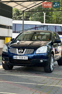 Внедорожник / Кроссовер Nissan Qashqai 2010 в 