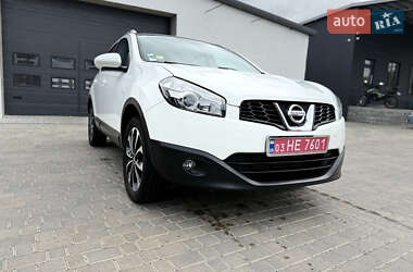 Внедорожник / Кроссовер Nissan Qashqai 2011 в 