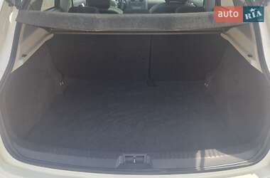 Внедорожник / Кроссовер Nissan Qashqai 2012 в 