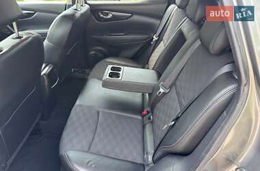 Позашляховик / Кросовер Nissan Qashqai 2014 в 
