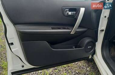 Внедорожник / Кроссовер Nissan Qashqai 2011 в 