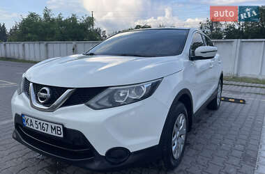 Внедорожник / Кроссовер Nissan Qashqai 2017 в Ирпене