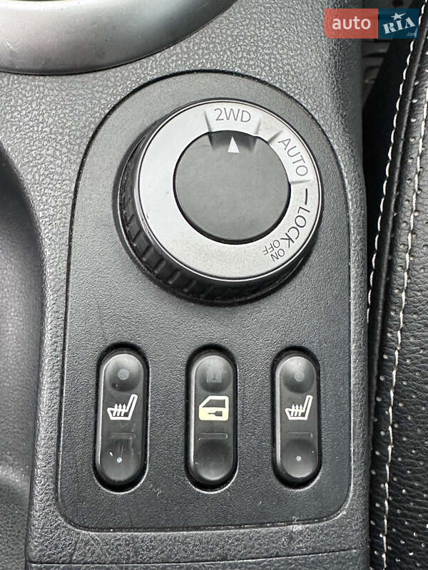 Позашляховик / Кросовер Nissan Qashqai 2008 в Сваляві