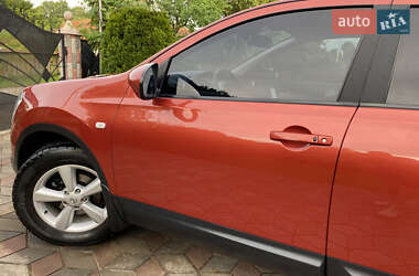Позашляховик / Кросовер Nissan Qashqai 2008 в 