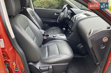 Позашляховик / Кросовер Nissan Qashqai 2008 в 