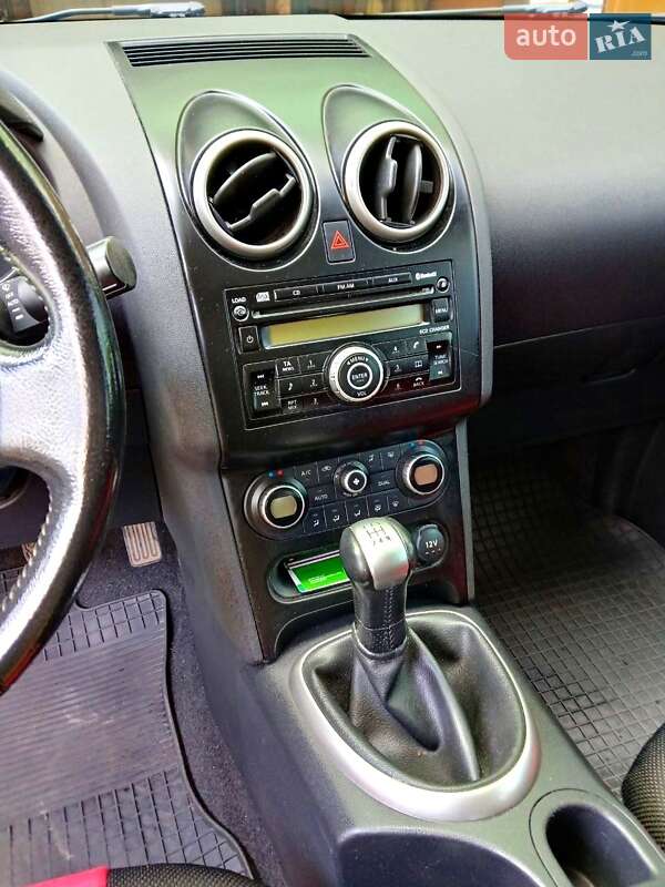Внедорожник / Кроссовер Nissan Qashqai 2010 в Чугуеве