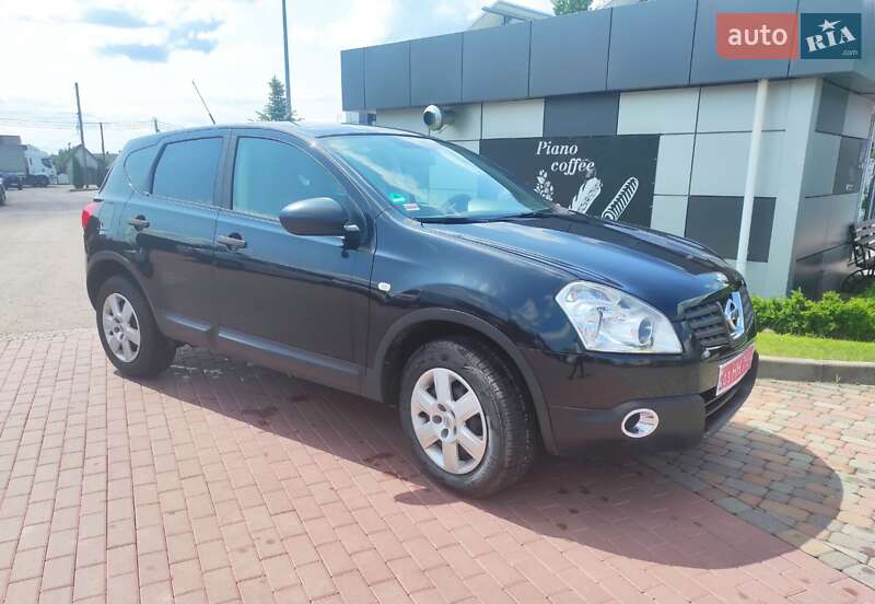 Внедорожник / Кроссовер Nissan Qashqai 2009 в 