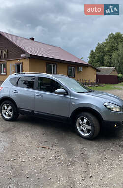 Внедорожник / Кроссовер Nissan Qashqai 2010 в Валках