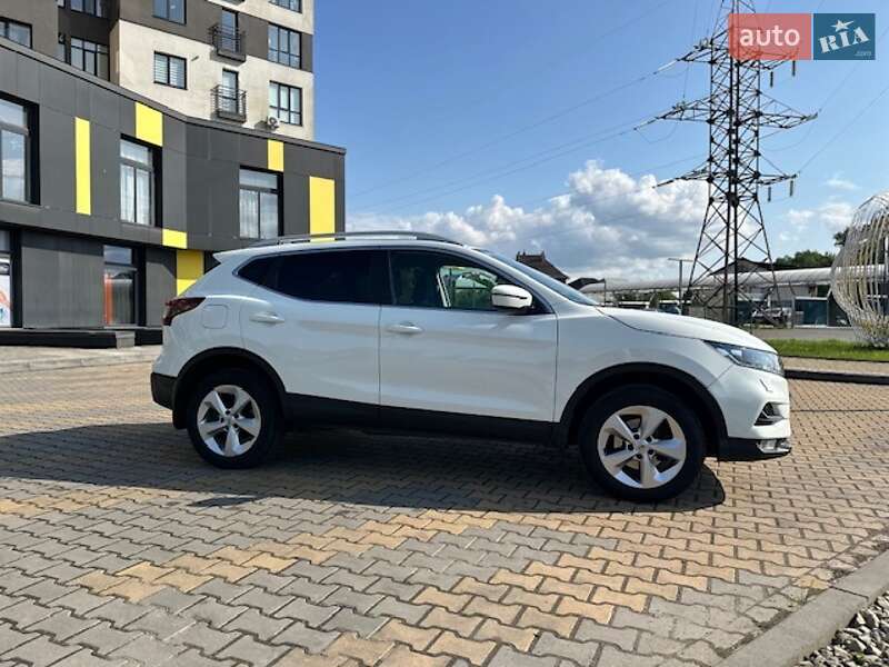 Внедорожник / Кроссовер Nissan Qashqai 2020 в Ивано-Франковске
