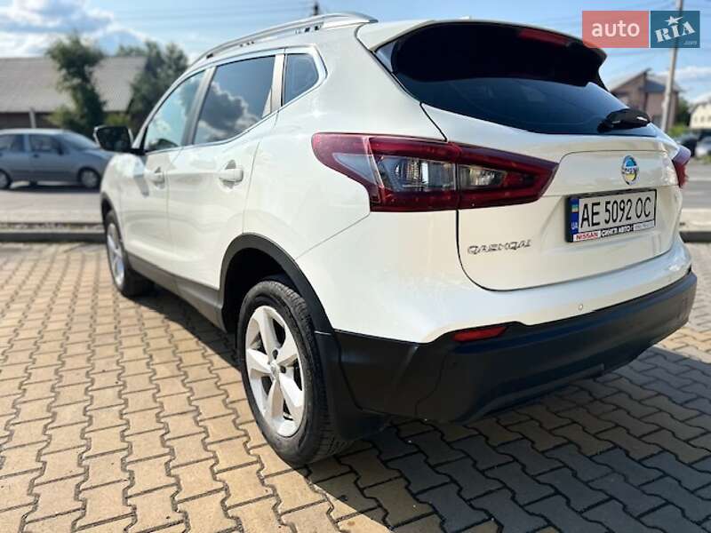 Внедорожник / Кроссовер Nissan Qashqai 2020 в Ивано-Франковске
