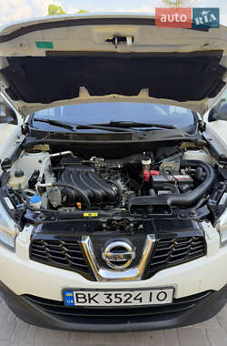 Внедорожник / Кроссовер Nissan Qashqai 2013 в 