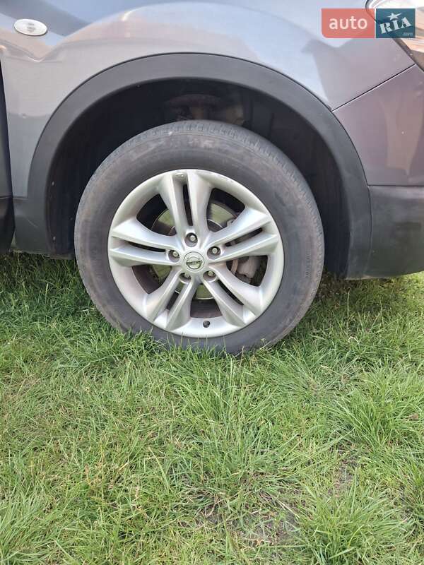 Внедорожник / Кроссовер Nissan Qashqai 2010 в Луцке фото 3 Внедорожник / Кроссовер Nissan Qashqai 2010 в Луцке