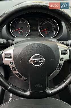 Внедорожник / Кроссовер Nissan Qashqai 2010 в 