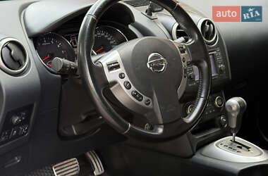 Внедорожник / Кроссовер Nissan Qashqai 2010 в 