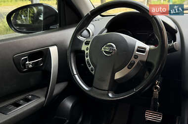 Внедорожник / Кроссовер Nissan Qashqai 2010 в 