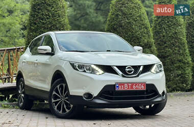 Внедорожник / Кроссовер Nissan Qashqai 2016 в Дрогобыче