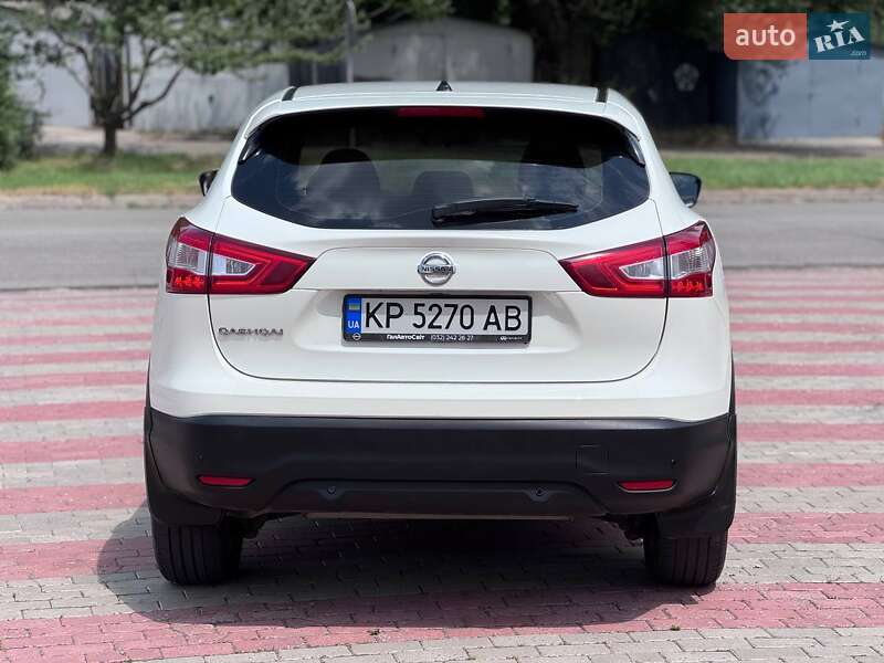 Позашляховик / Кросовер Nissan Qashqai 2017 в Запоріжжі