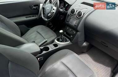 Внедорожник / Кроссовер Nissan Qashqai 2011 в 
