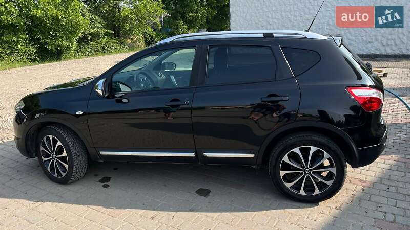 Внедорожник / Кроссовер Nissan Qashqai 2012 в Ивано-Франковске
