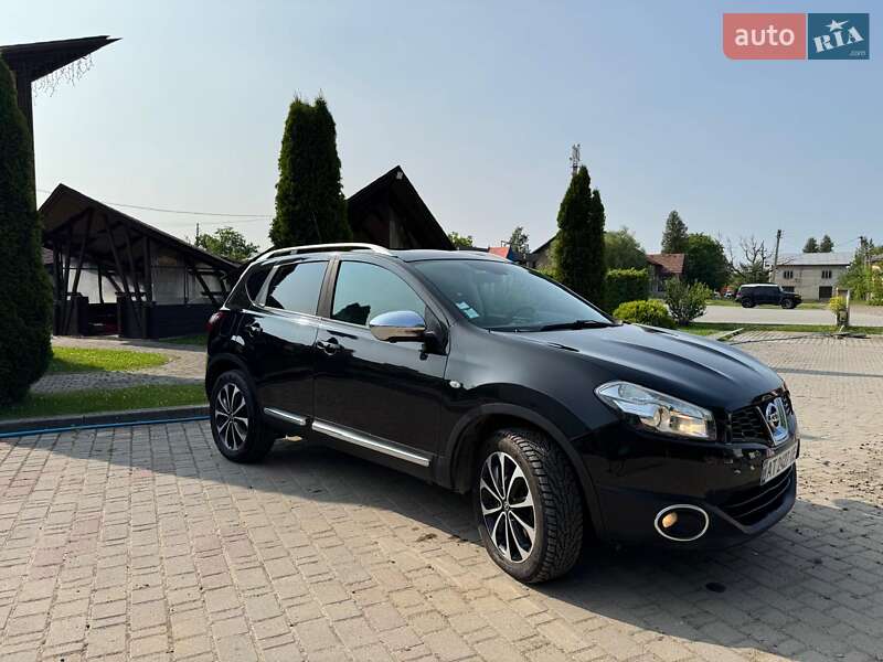 Внедорожник / Кроссовер Nissan Qashqai 2012 в Ивано-Франковске