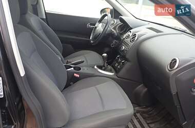 Внедорожник / Кроссовер Nissan Qashqai 2009 в 