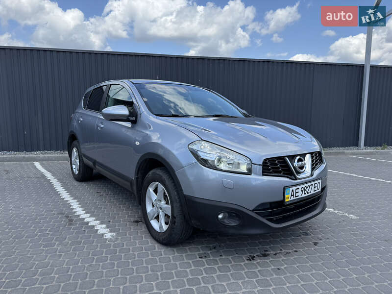 Внедорожник / Кроссовер Nissan Qashqai 2011 в Днепре