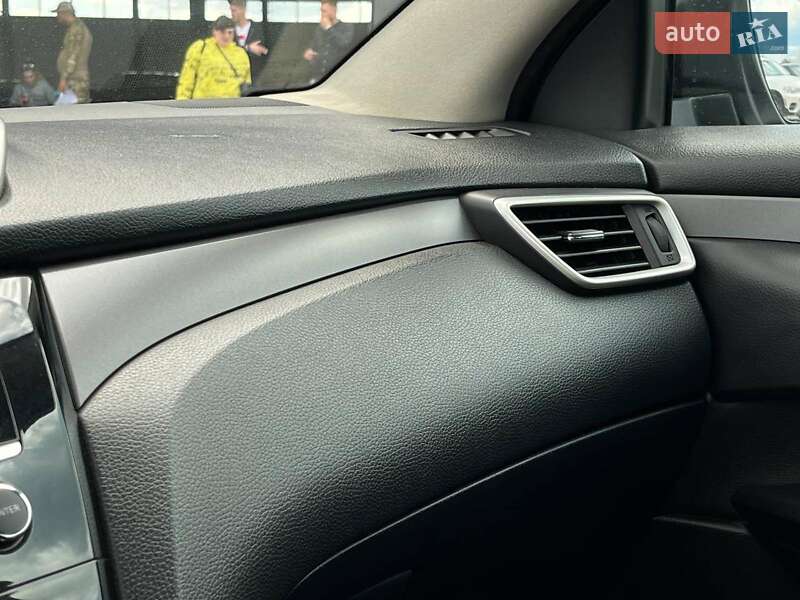 Внедорожник / Кроссовер Nissan Qashqai 2014 в Львове