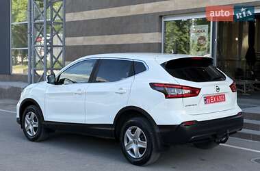 Внедорожник / Кроссовер Nissan Qashqai 2018 в 