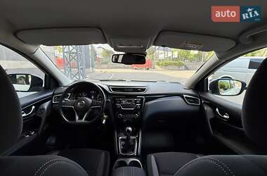Внедорожник / Кроссовер Nissan Qashqai 2018 в 